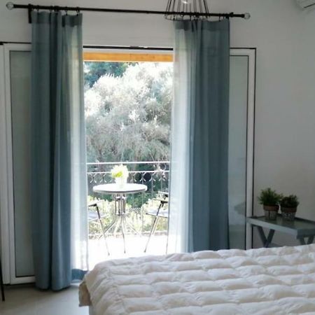 Iliana Studios Benitses (Corfu) Exterior foto