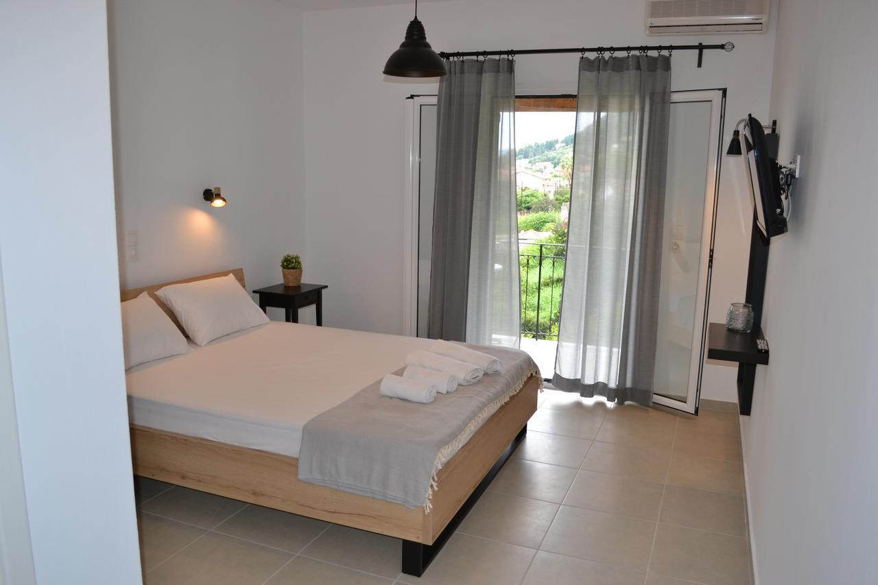 Iliana Studios Benitses (Corfu) Exterior foto