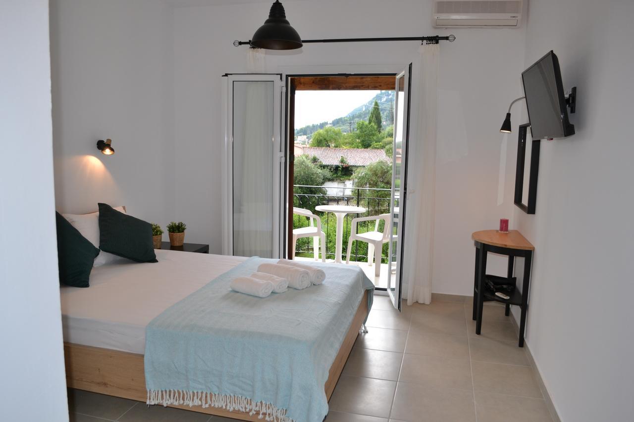 Iliana Studios Benitses (Corfu) Exterior foto