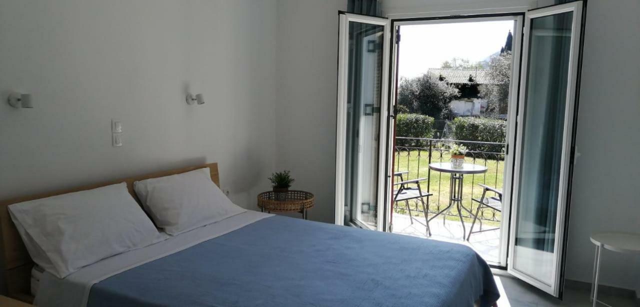 Iliana Studios Benitses (Corfu) Exterior foto